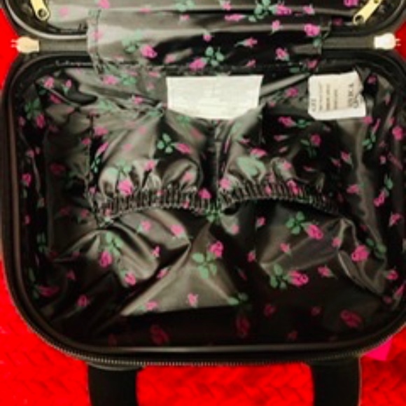 Betsey Johnson Travel Bag, S, NWT - Picture 5 of 8